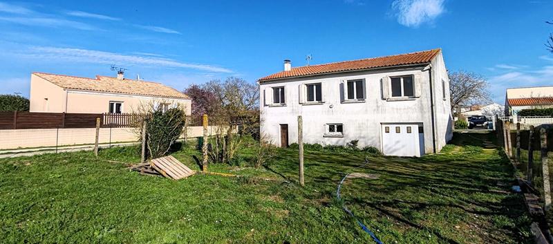 Maison - 104 m² - 5 pièces