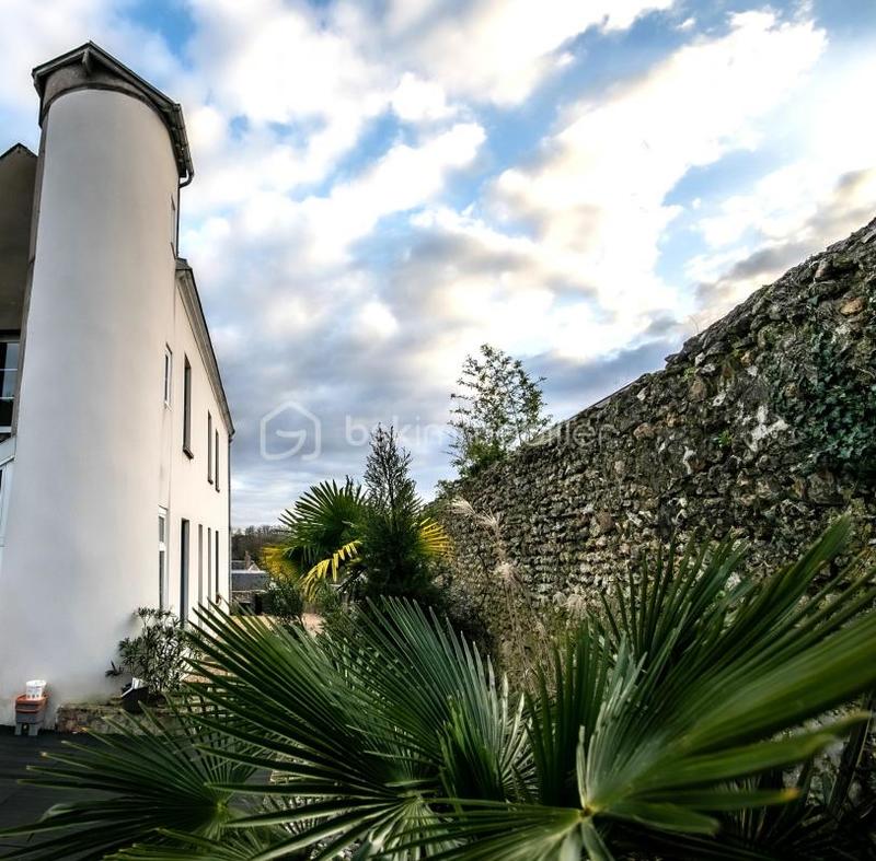 Maison de ville - 184 m² - 9 pièces