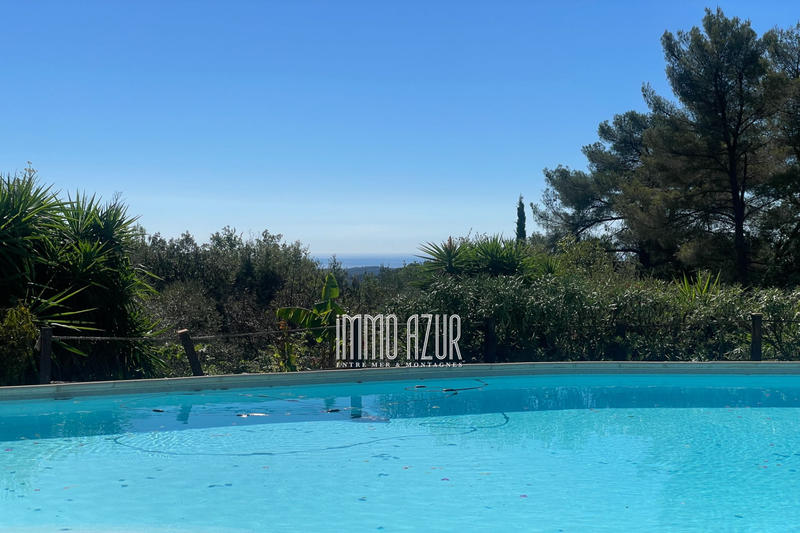 Villa - 170 m² - 6 pièces