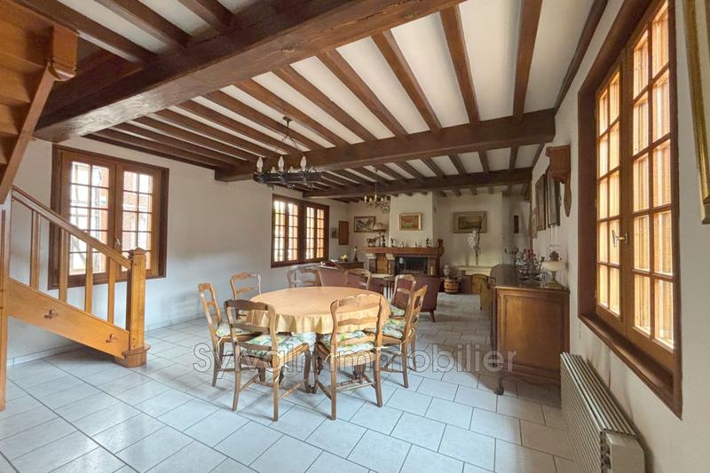 Propriété - 206 m² - 8 pièces
