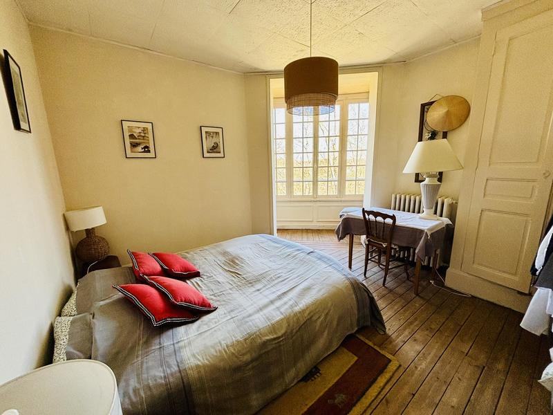 Maison ancienne - 183 m² - 11 pièces