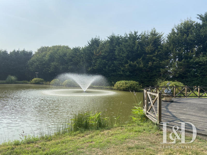 Maison - 185 m² - 7 pièces