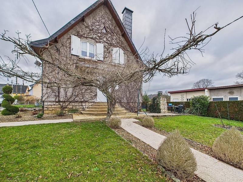 Maison - 96 m² - 6 pièces