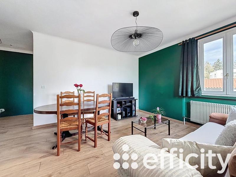 Maison - 100 m² - 2 pièces