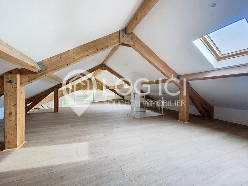 Maison - 200 m² - 6 pièces