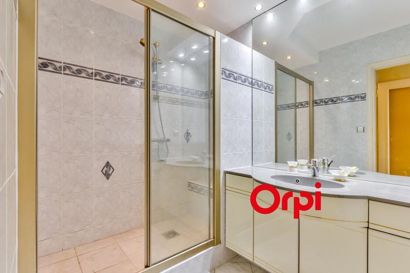 Appartement - 74 m² - 3 pièces