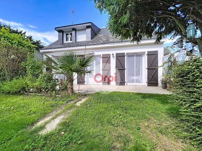 Maison - 89 m² - 6 pièces