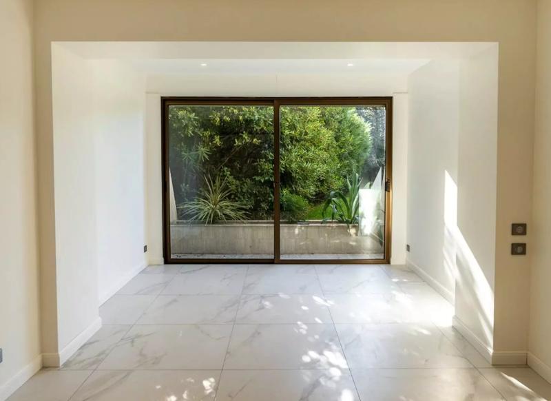 Appartement - 270 m² - 7 pièces