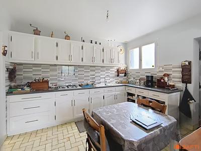 Maison - 135 m² - 8 pièces