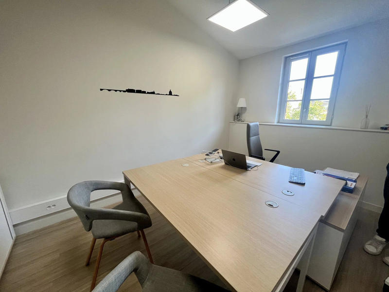 Bureau - 106 m²