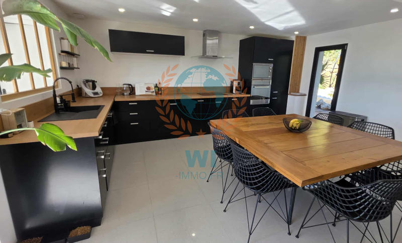 Maison - 150 m² - 6 pièces