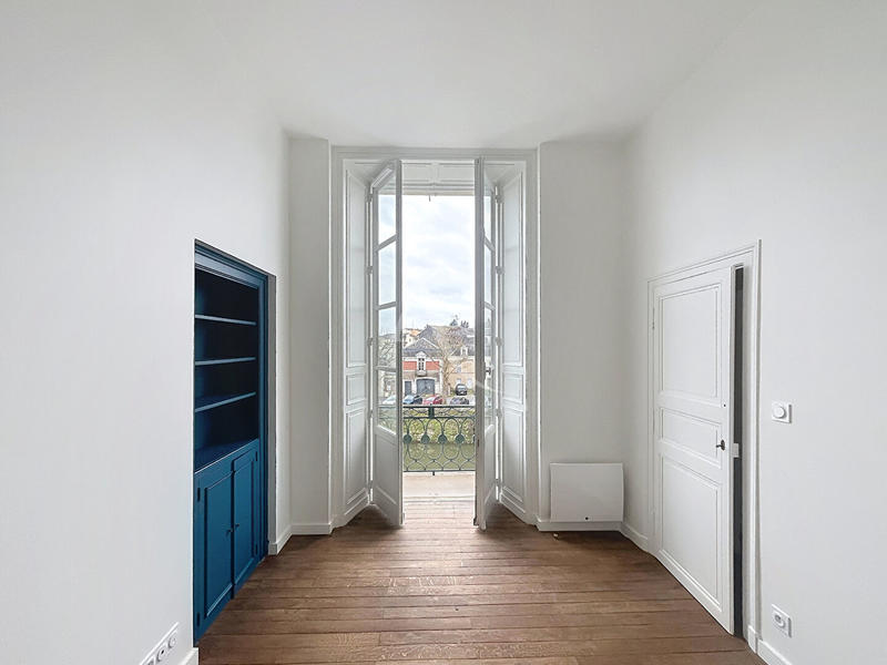 Appartement - 82 m² - 3 pièces