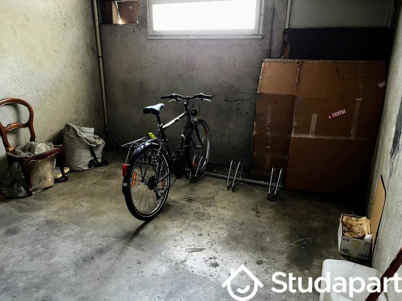 Chambre - 10 m² - 1 pièce