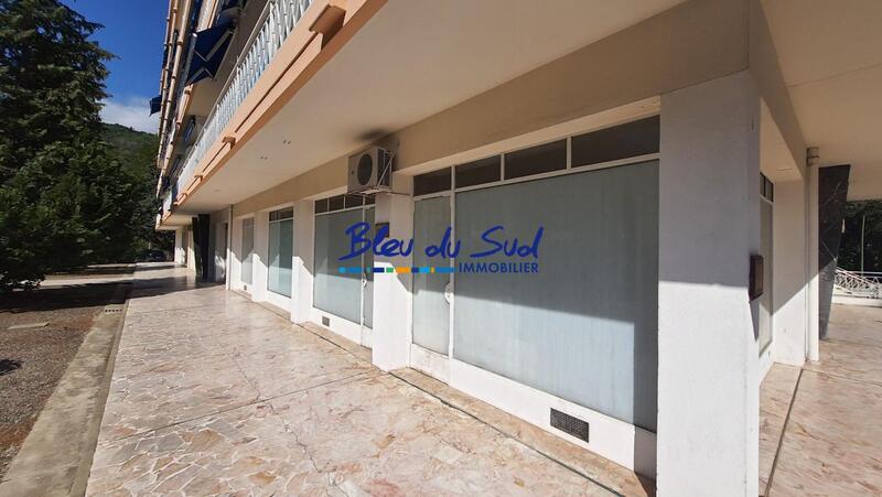 Appartement - 100 m² - 5 pièces