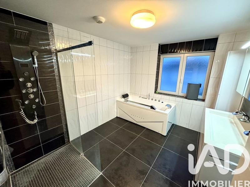 Maison - 162 m² - 6 pièces