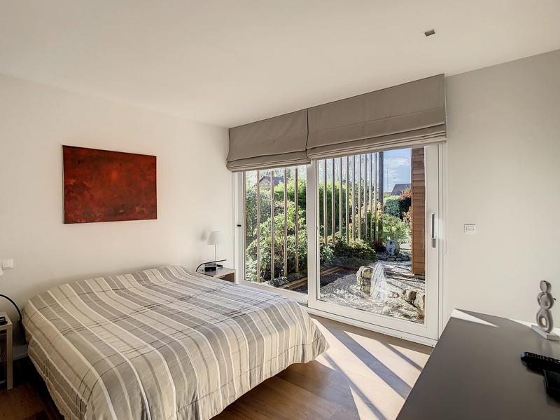 Maison - 199 m² - 8 pièces