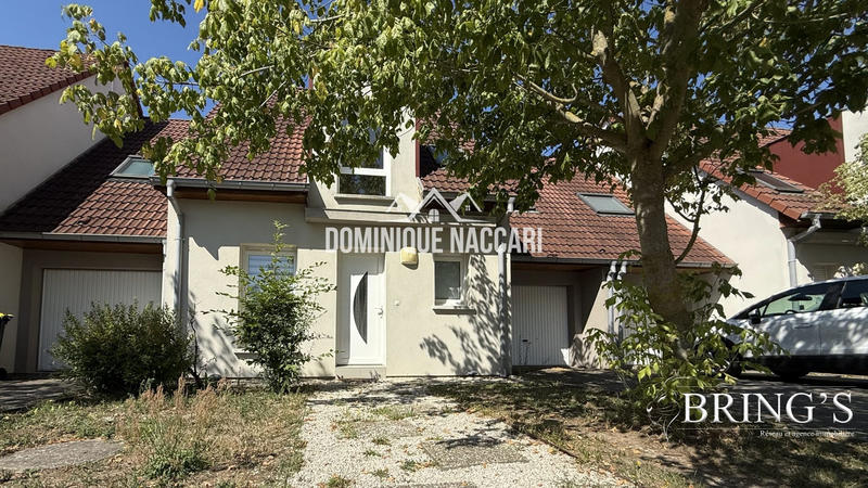 Maison - 105 m² - 4 pièces