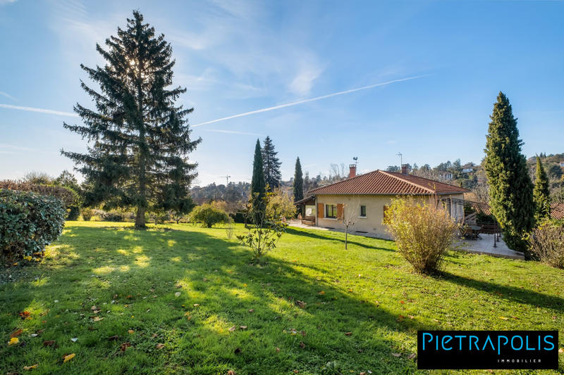 Maison - 210 m² - 5 pièces