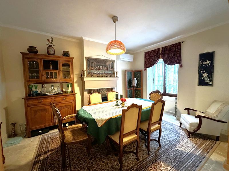 Maison traditionnelle - 158 m² - 7 pièces