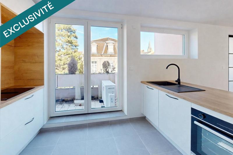 Appartement - 102 m² - 5 pièces