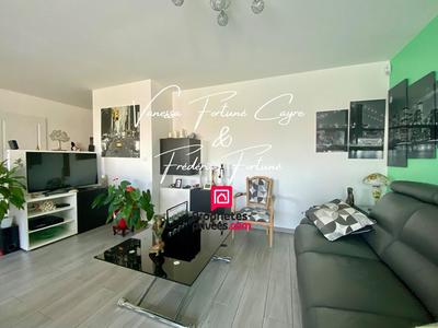 Maison - 77 m² - 3 pièces