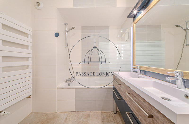 Appartement - 95 m² - 4 pièces