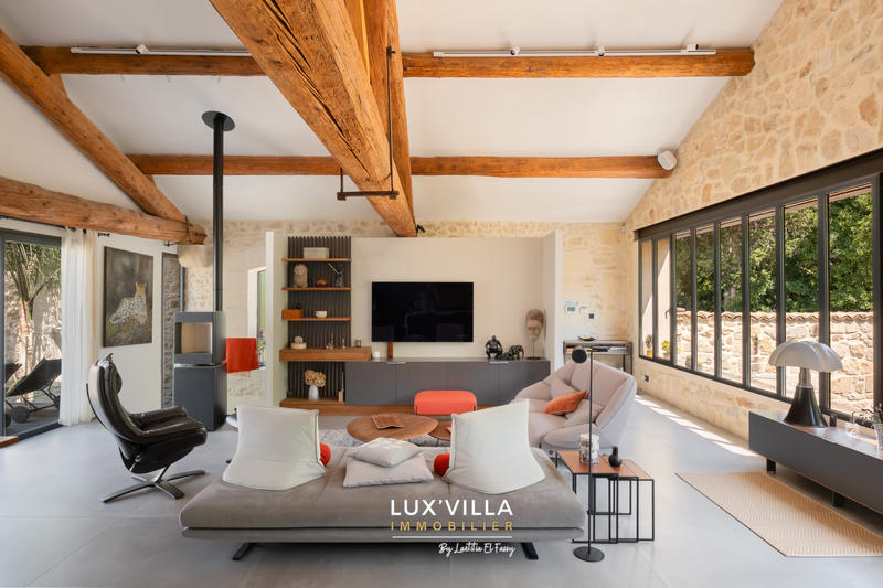 Mas - 210 m² - 5 pièces