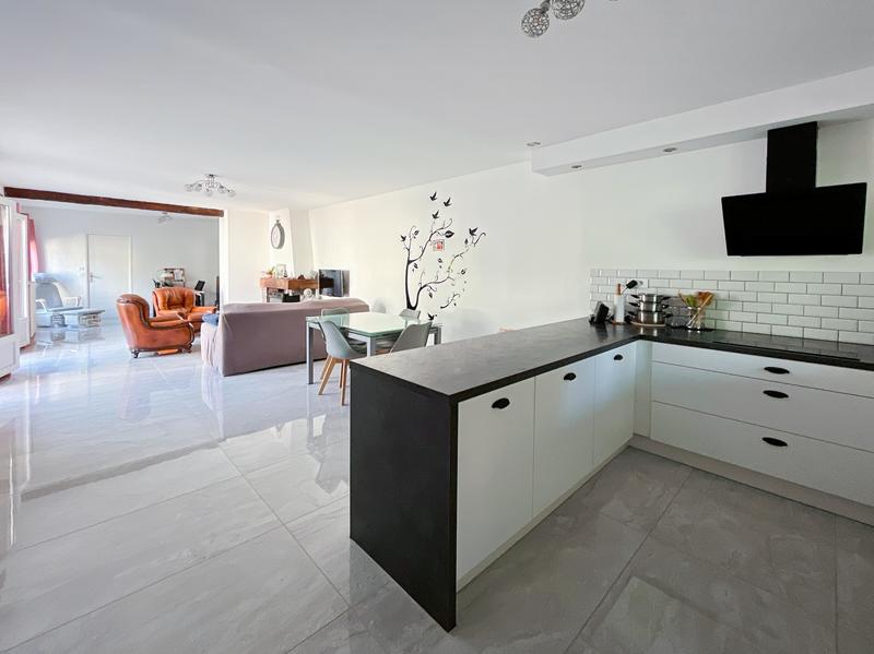 Villa - 126 m² - 6 pièces