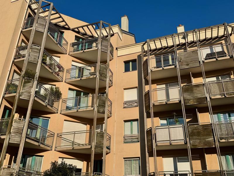 Appartement - 97 m² - 5 pièces