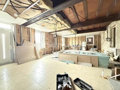 Maison - 300 m² - 9 pièces