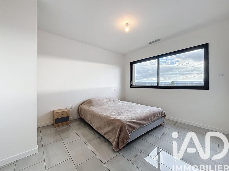 Maison - 127 m² - 5 pièces