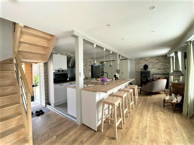 Maison - 125 m² - 5 pièces