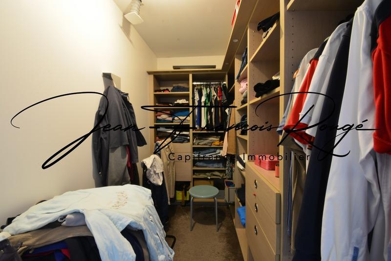 Maison - 200 m² - 7 pièces