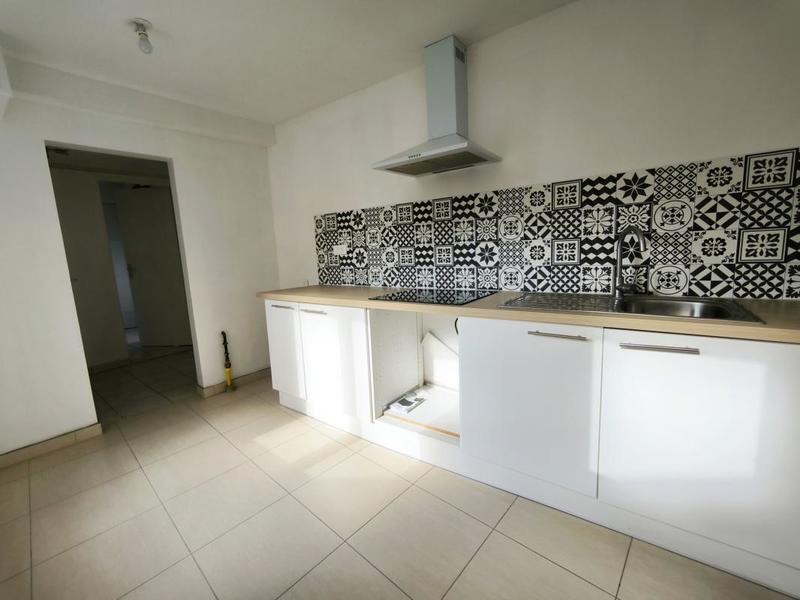 Maison - 81 m² - 5 pièces