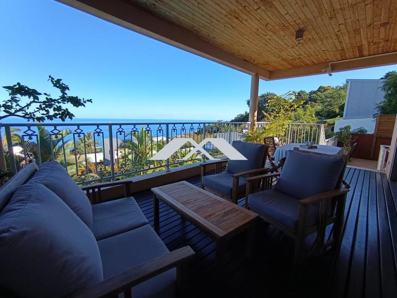 Villa - 211 m² - 7 pièces