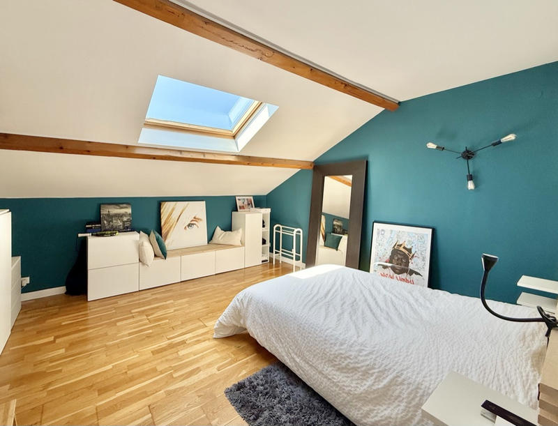 Maison - 245 m² - 8 pièces