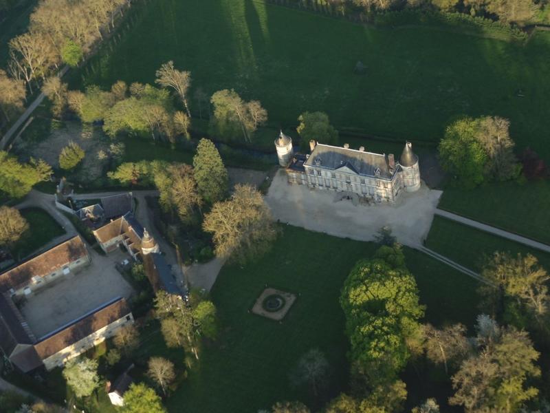 Manoir - 1 500 m² - 25 pièces