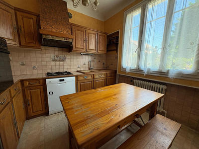 Maison - 95 m² - 5 pièces
