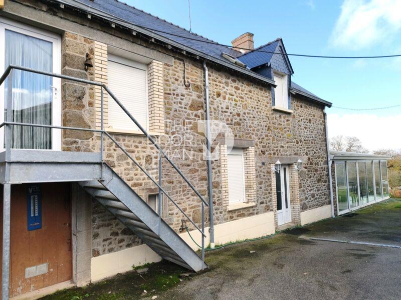 Propriété - 300 m² - 17 pièces