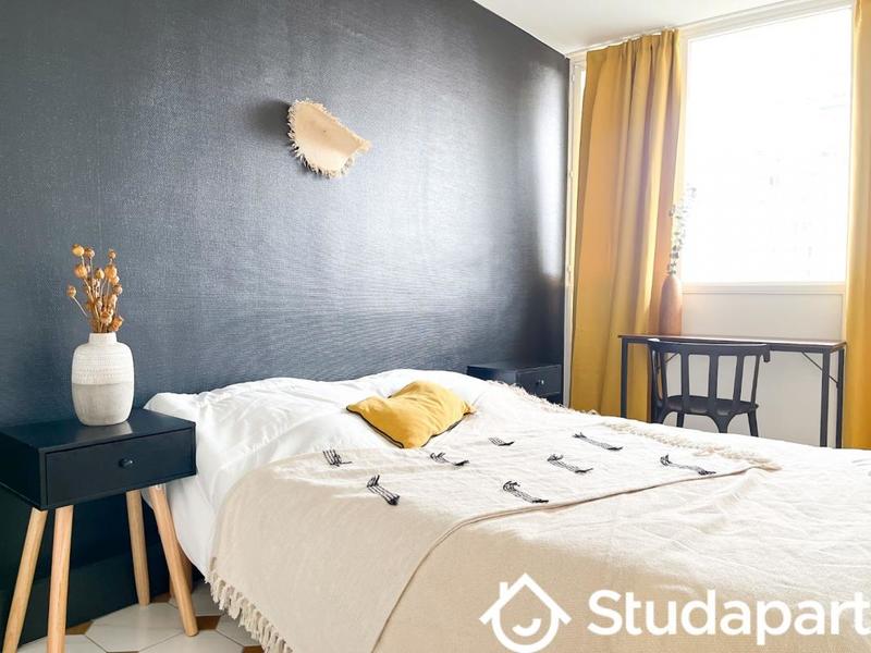 Chambre - 9 m² - 1 pièce