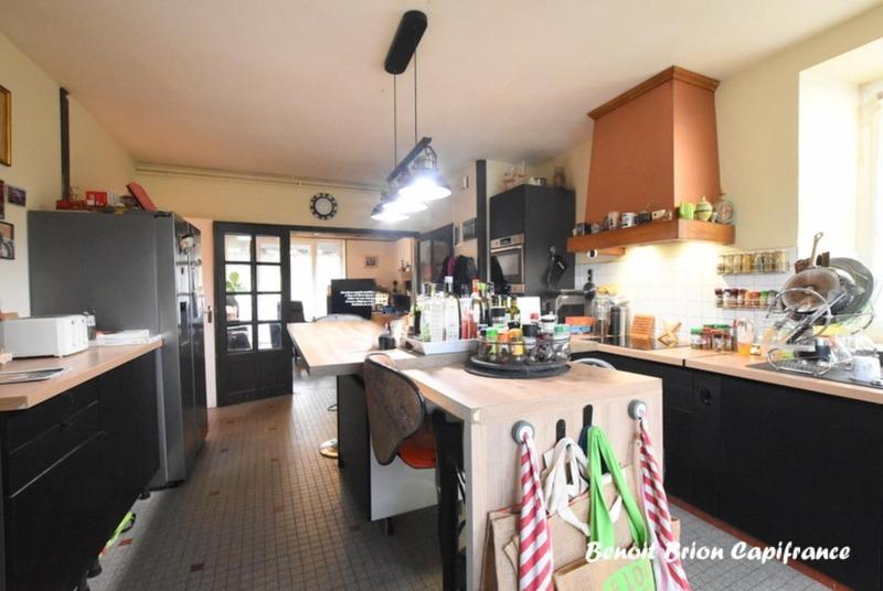 Maison - 191 m² - 8 pièces