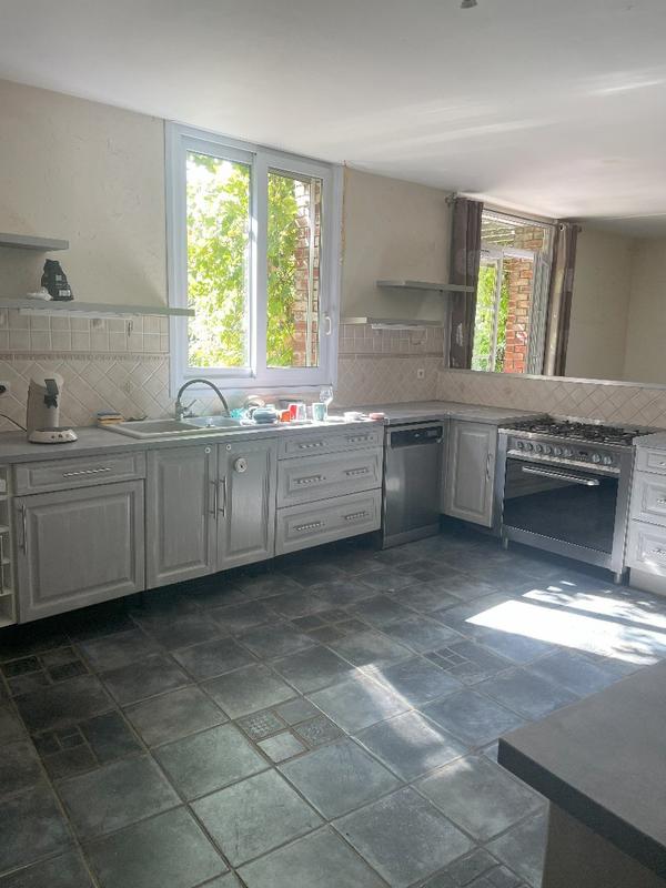 Maison contemporaine - 466 m² - 10 pièces