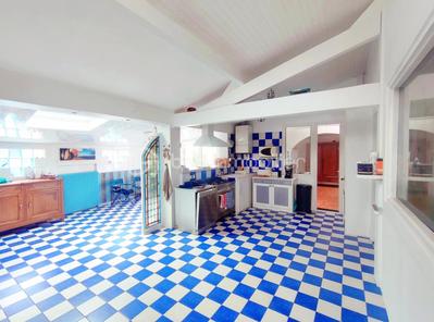 Maison ancienne - 164 m² - 6 pièces