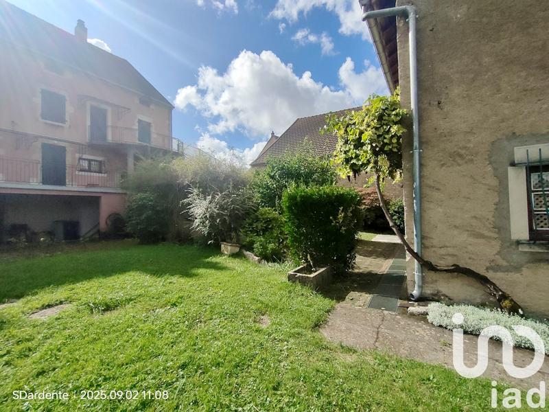 Maison de village - 410 m² - 11 pièces