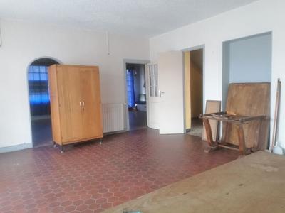 Maison - 230 m² - 7 pièces