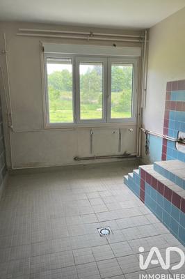 Maison - 299 m² - 4 pièces