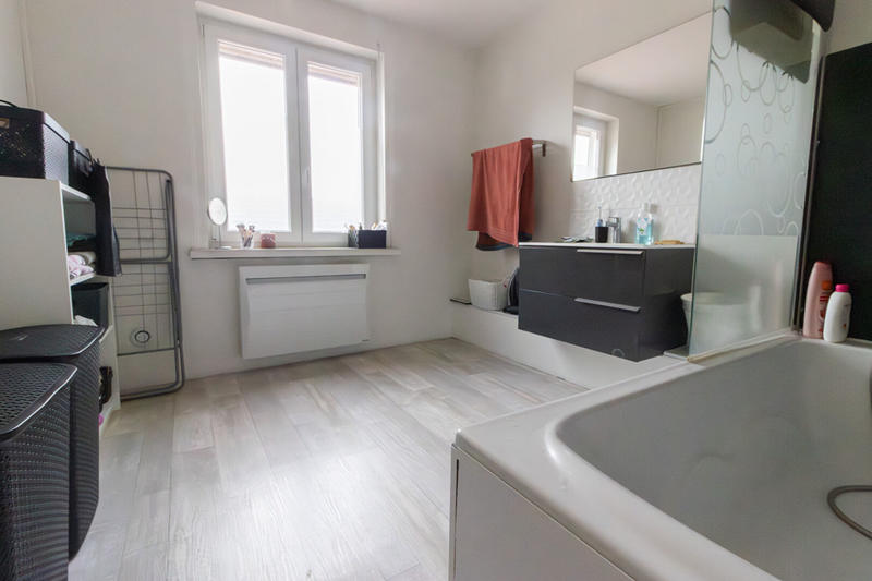 Maison - 115 m² - 4 pièces