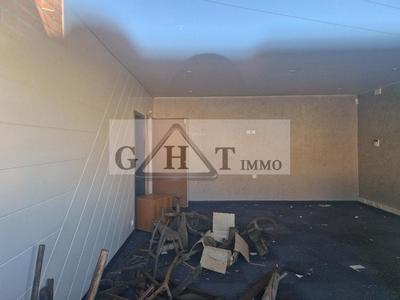 Terrain industriel - 2 600 m²