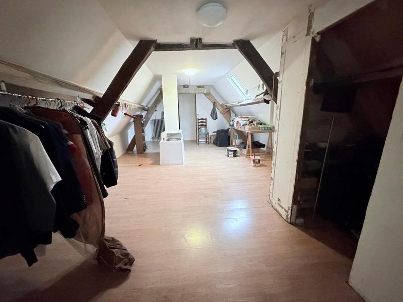 Maison - 216 m² - 4 pièces