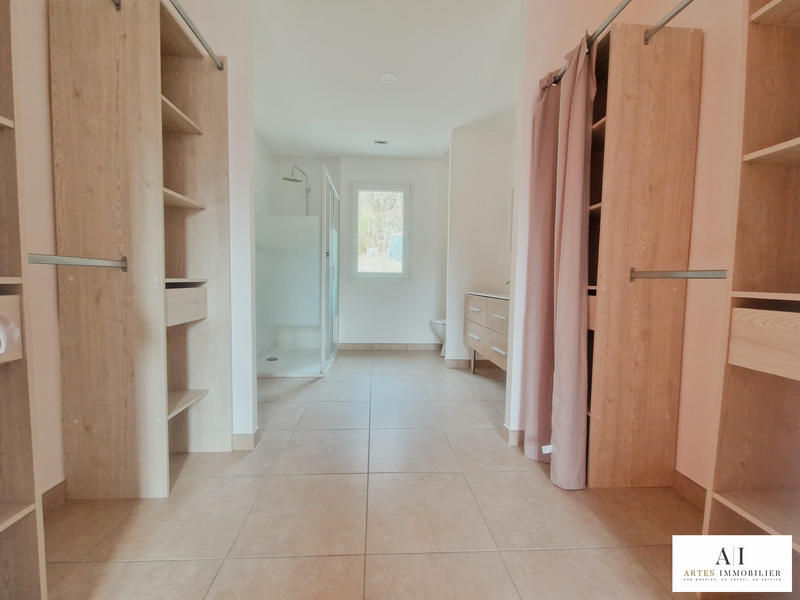 Villa - 108 m² - 6 pièces